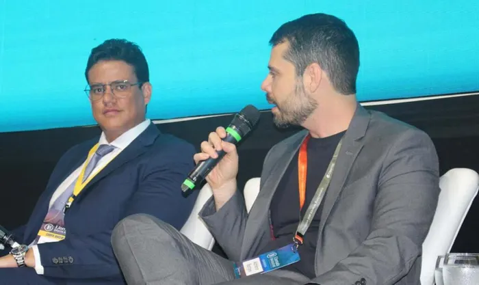 Dr. Adriano Borges em congresso de cirurgia plástica